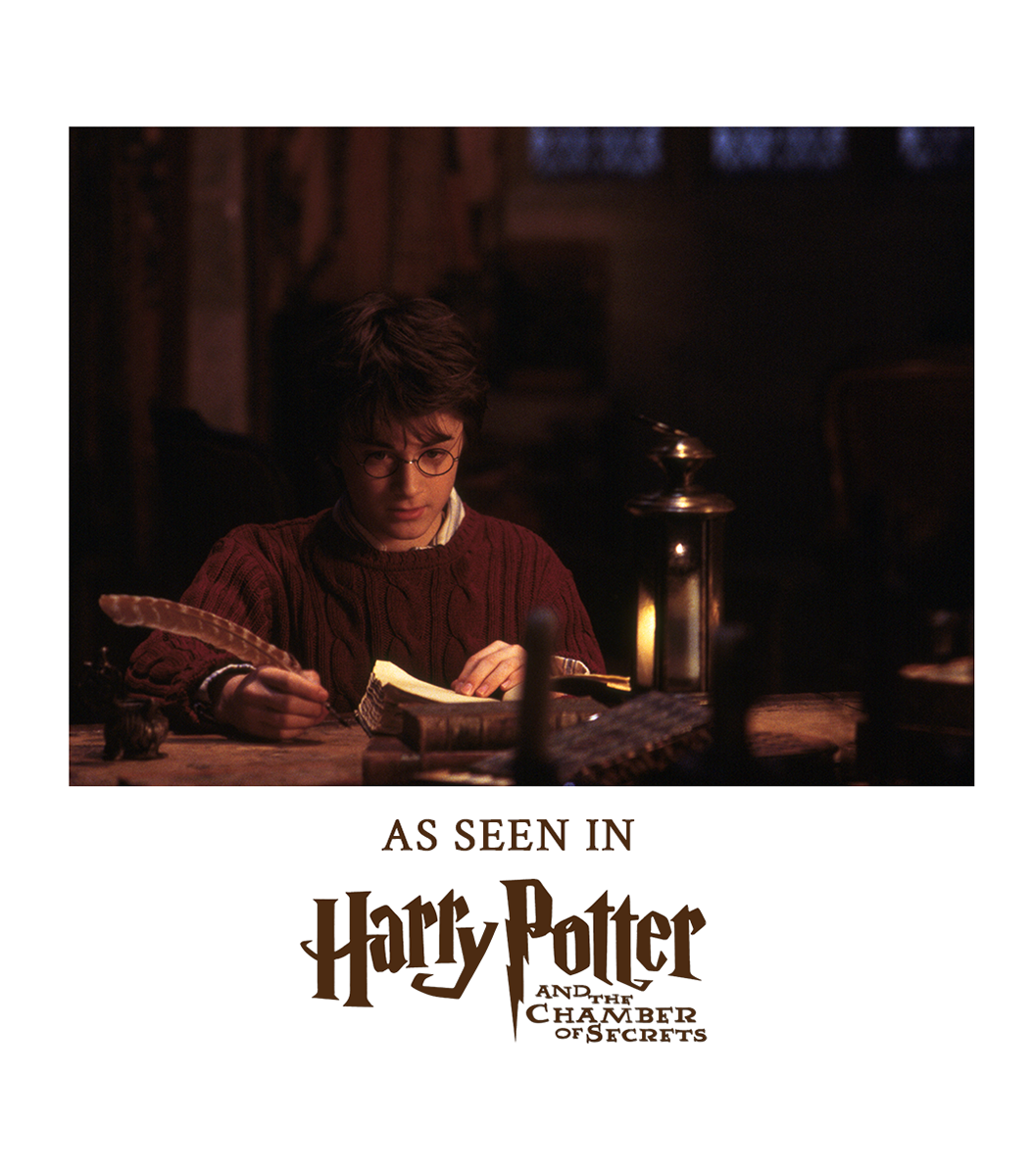 Warner Bros Tom Riddle Diary Replica