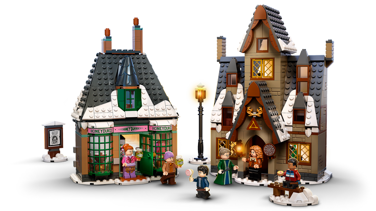 Warner Bros Hogsmeade Village Visit LEGO