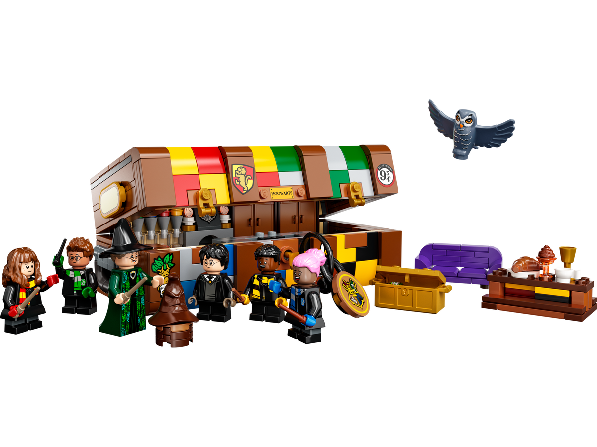 Warner Bros Hogwarts Magical Trunk LEGO