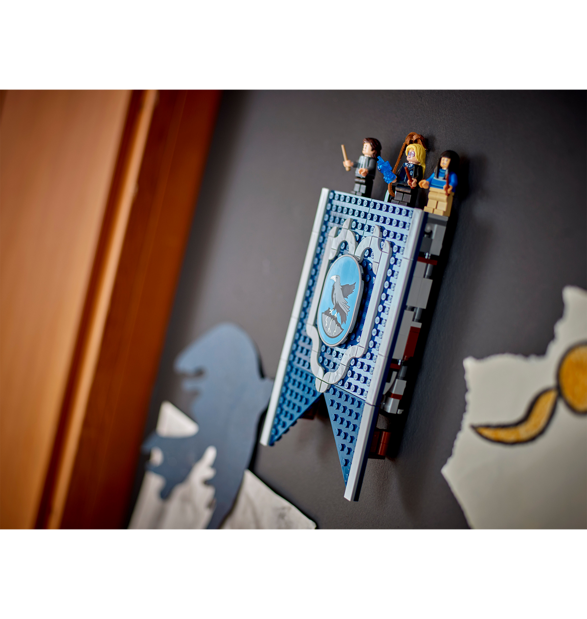 Warner Bros Ravenclaw House Banner LEGO